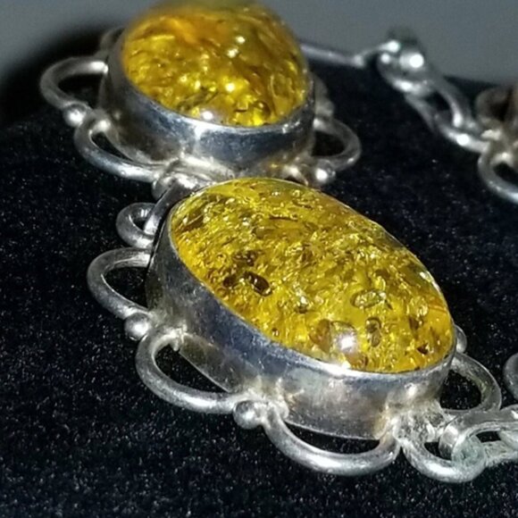 Amber Jewellery Set - Picture 2 of 7